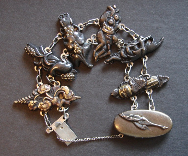 menukibracelet menukibracelet