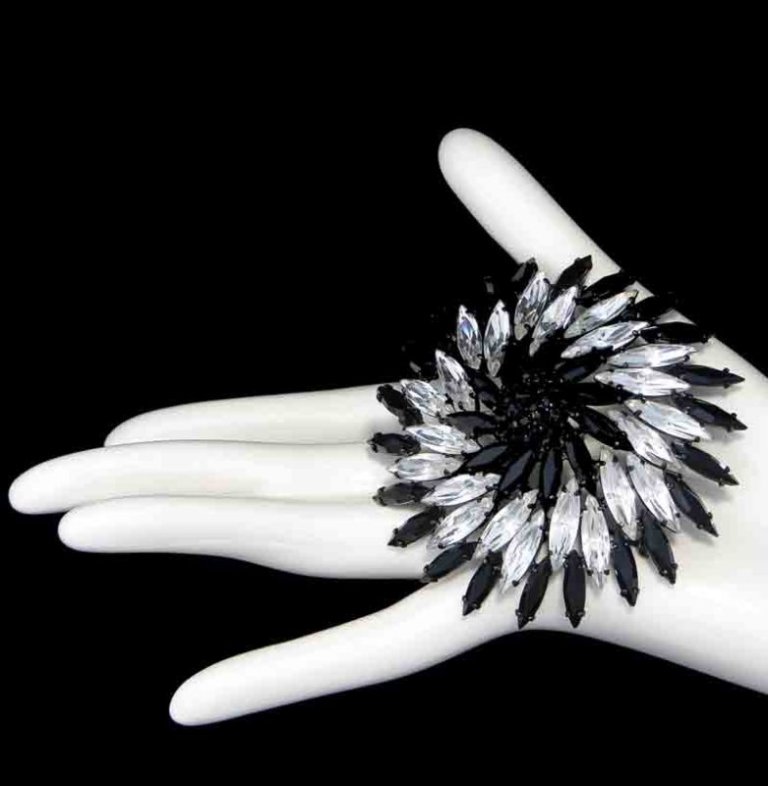 Sherman black and white pin