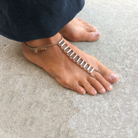 Malin leather toe anklet