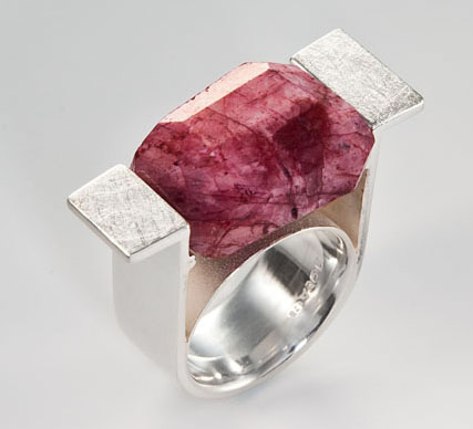 Janis Kerman ring