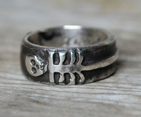 Peg and Awl Poesie ring