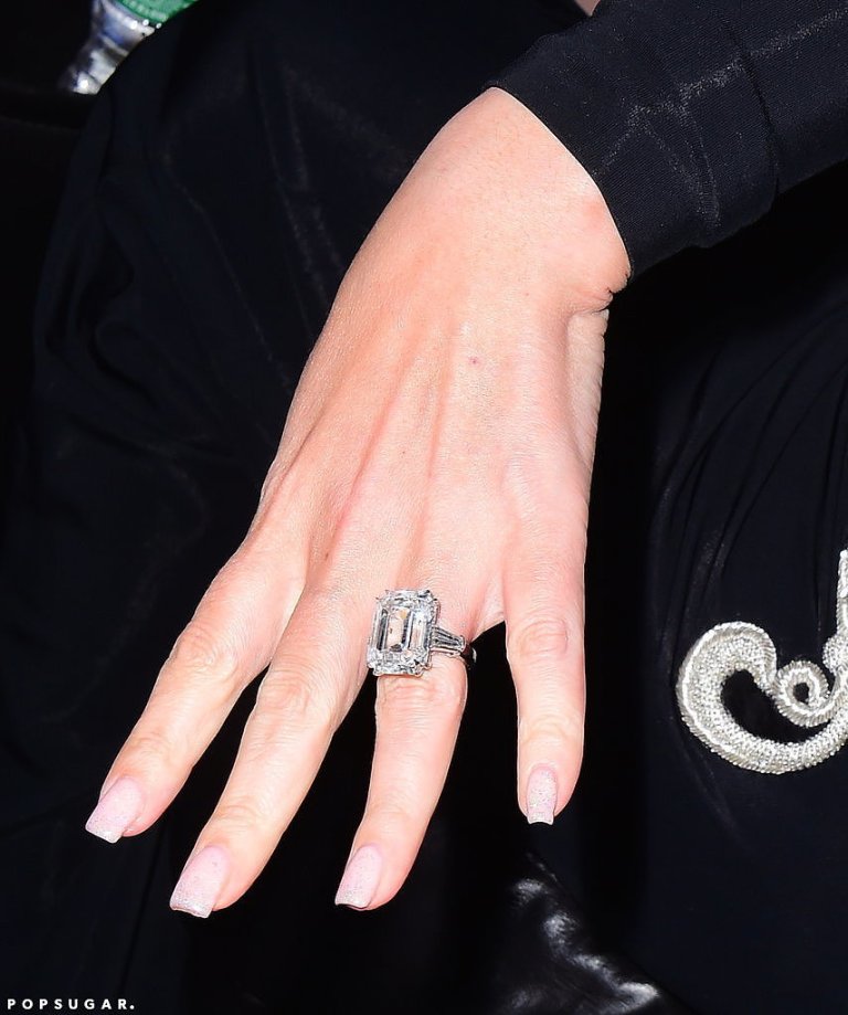 Mariah-Carey-Engagement-Ring-