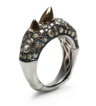 bibi-van-der-velden-rhino-ring